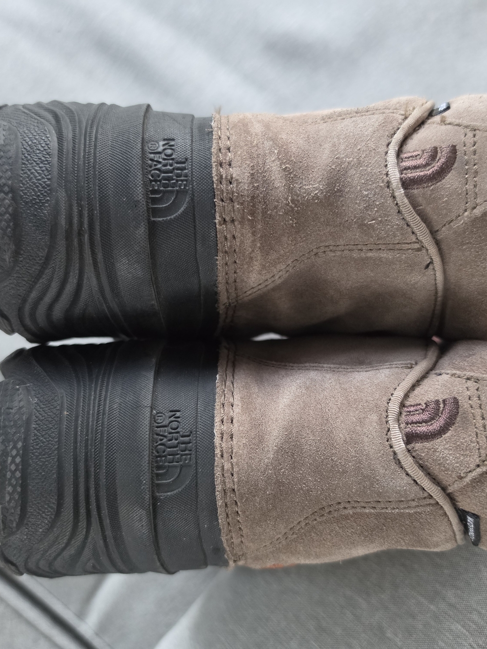 The North Face Kids' Chilkat Lace II Waterproof Winter Boot - Picture 8 of 10